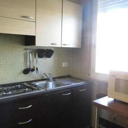 B50 Bilocale Vista Mare Con Terrazzo Abitabile Lägenhet *